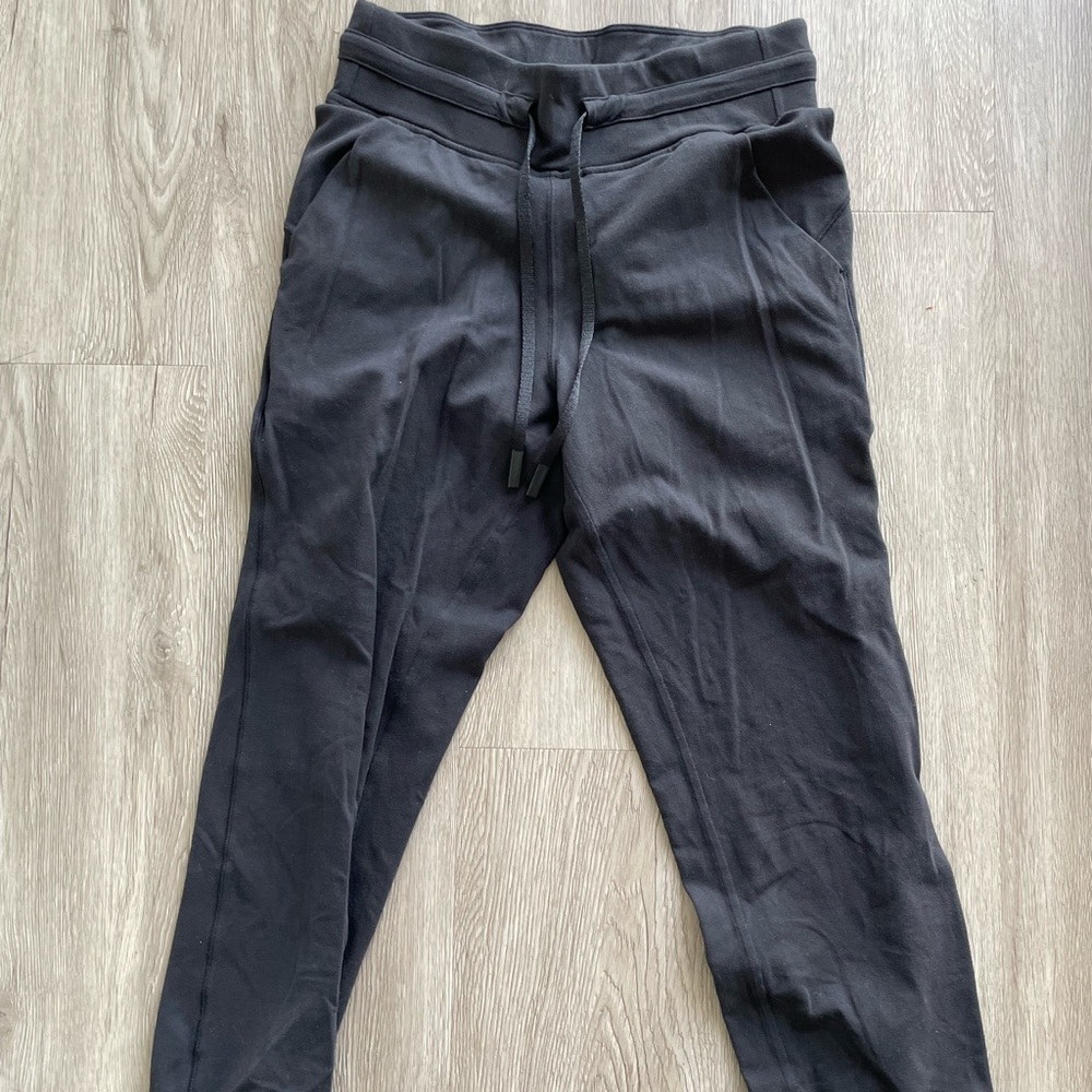 Lululemon Ready to Rulu joggers